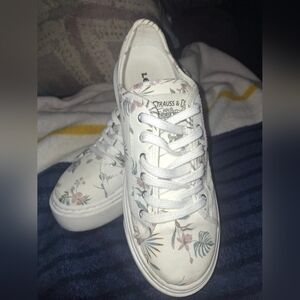 Levi's Cream Floral Canvas Sneakers